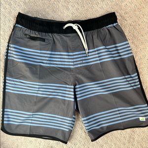 Vuori Banks Shorts Size Medium